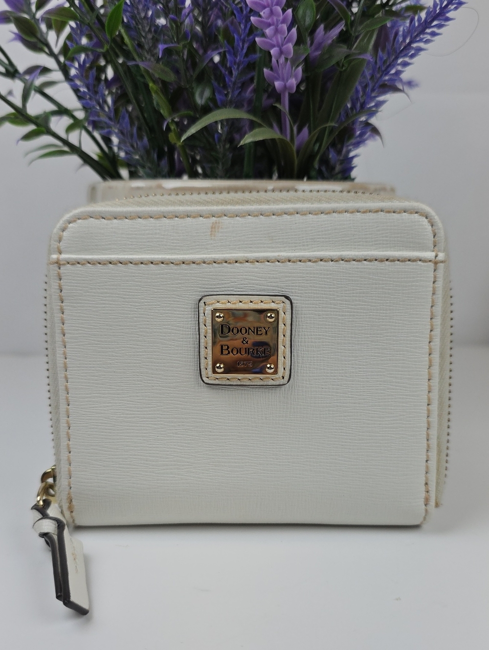 Dooney & Bourke White Cream Zip-Around Compact Wallet